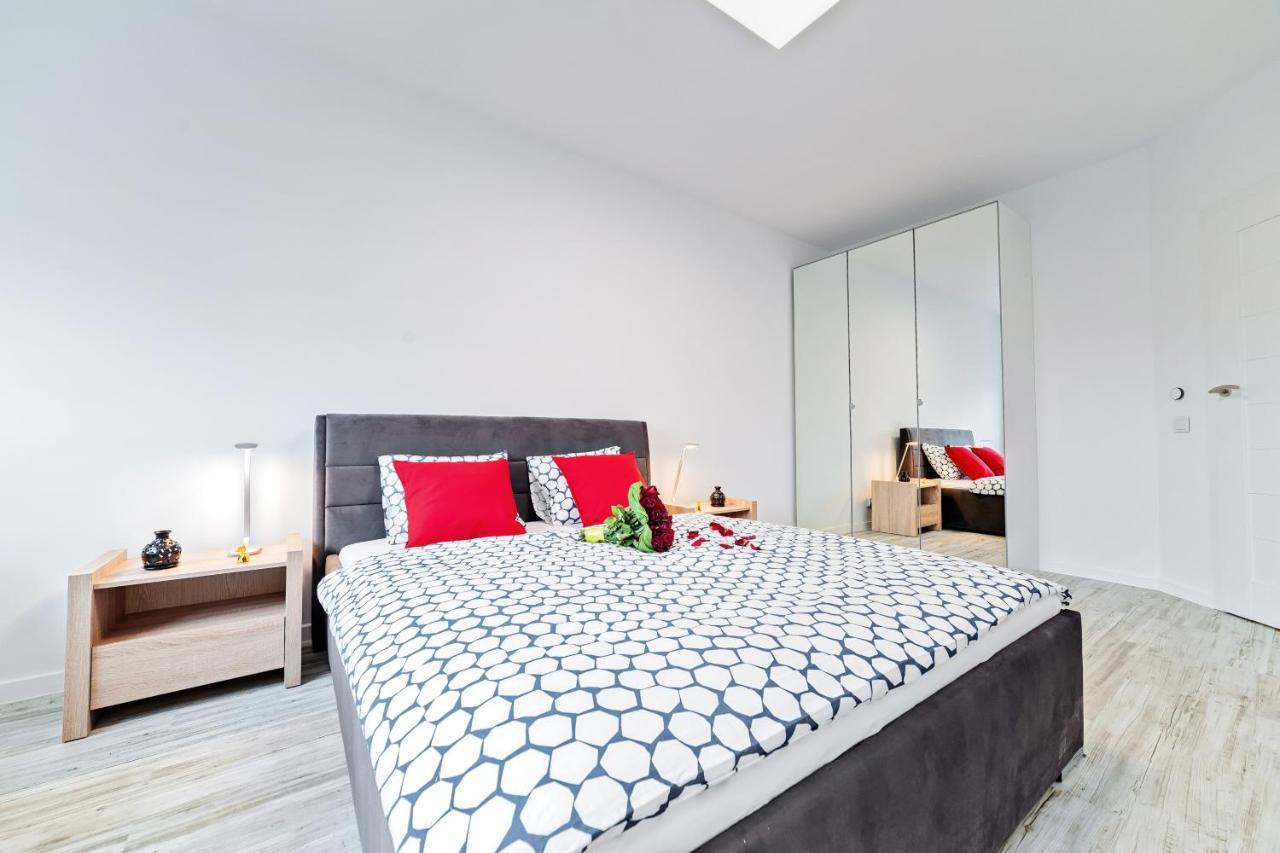 Apartamenty Homely Place Casa Verona - Stary Rynek - Parking Poznaň Exteriér fotografie